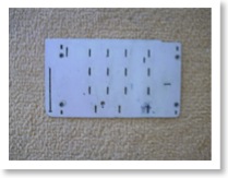 Placa del teclado sin pintar.